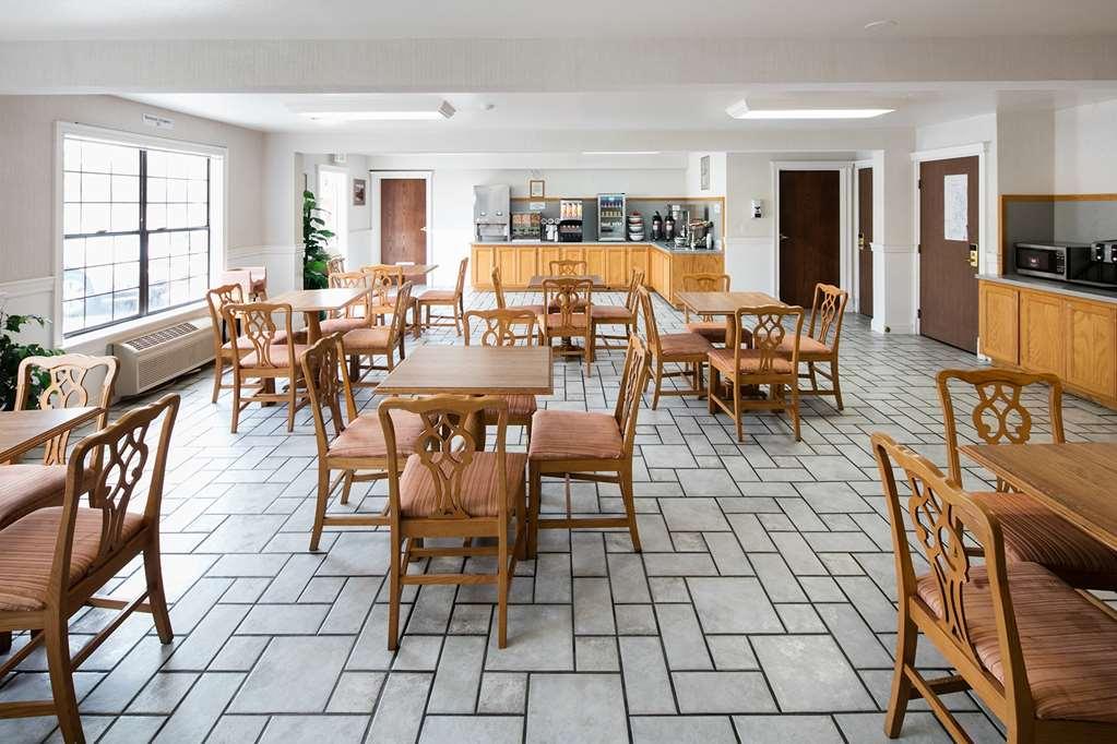 Red Lion Inn & Suites Auburn Restauracja zdjęcie