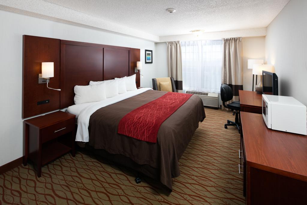 Red Lion Inn & Suites Auburn Zewnętrze zdjęcie